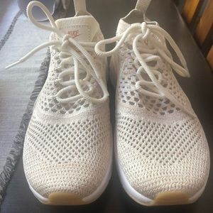 Nike Airmax Thea Ultra Flyknit Shoes